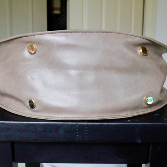 Sole Society Grey Circle Bag Gold Hardware - Picture 6 of 6